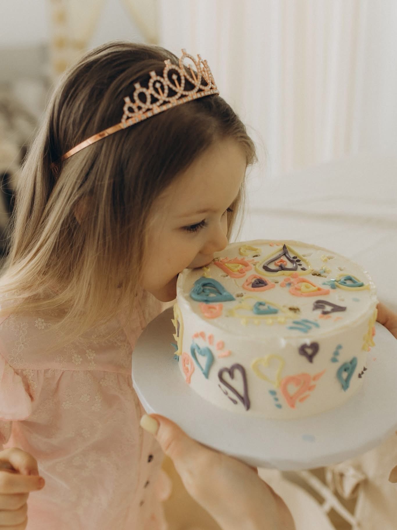 tort personalizat